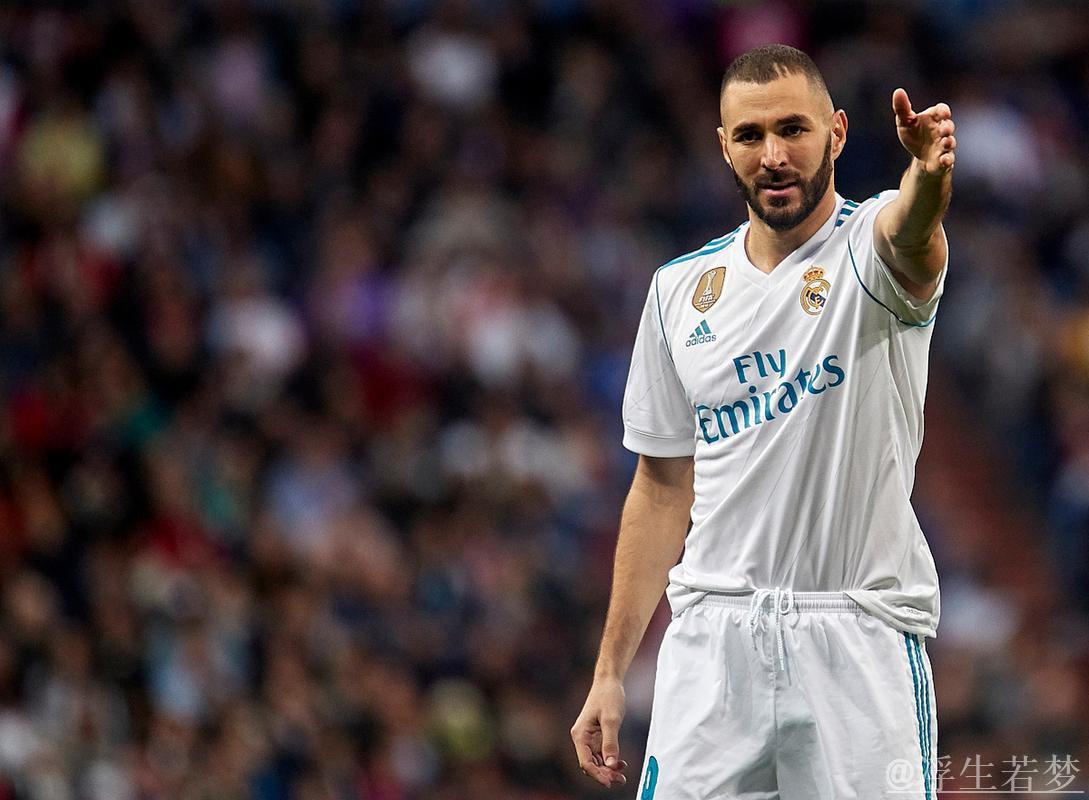 本泽马或放弃沙特天价年薪，自由身引多队争夺